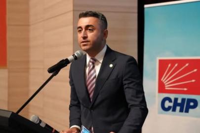 'Egemenlik kayıtsız, şartsız milletindir ilkesi pusulamız, damarlarımızdaki asil kan kudretimizdir.'