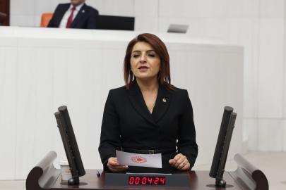 KÜRESEL BELİRSİZLİK Mİ? YERLİ BECERİKSİZLİK Mİ?