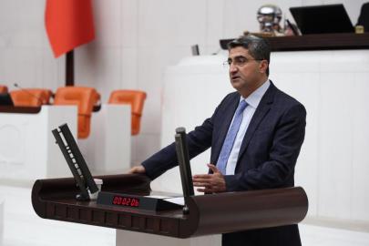 DEVA Partili Ekmen: Borsada küçük yatırımcı dolandırılıyor, devlet izliyor