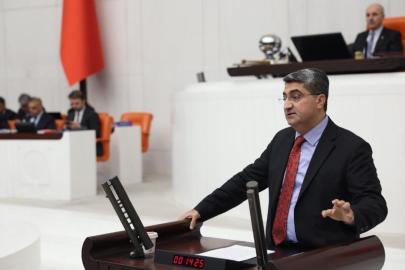 DEVA Partili Ekmen: Bu bütçe emekliyi yok sayan, asgari ücretliyi ezen, çiftçiyi toprağa küstüren, gençleri ülkeden kaçıran bir bütçedir