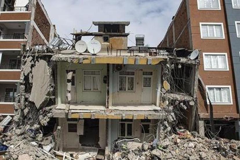 Peş peşe depremlerin ardından uzmanından kritik uyarı: 'Yeni binalar alarm veriyor'