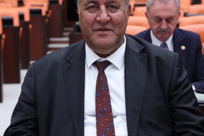 ÇOK SAYIDA OKUL KÖMÜRLE ISINIYOR. DOĞALGAZ YOK     GÜRER: “81 İLDE DOĞAL GAZ VAR DENİYOR, OKULLARDA İSE HÂLÂ SOBA DUMANI TÜTÜYOR”