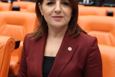GÜLCAN KIŞ MECLİS’TE KONUŞTU: “ÇOCUK CİNAYETLERİ SİSTEMİN ÇÖKÜŞÜDÜR”