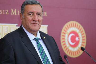 Gürer: “Bakanlığın bütçesi, kanunen verilmesi gereken destekten az”  Gürer: “Bankalar çiftçiyi, besiciyi boğuyor”  Gürer: “Borçlu çiftçiye kredi yok”  Gürer: “Çiftçi desteksiz ayakta kalamaz”