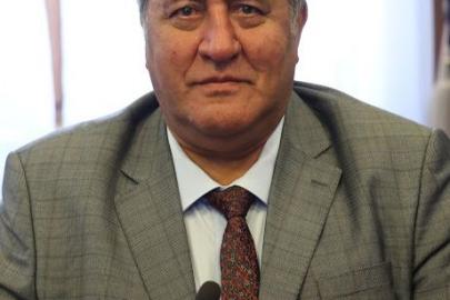 GÜRER: “DEVİR, KREDİ KARTIN KADAR VARSIN DEVRİ”     GÜRER: “VATANDAŞ SOFRASINI KREDİ KARTIYLA KURUYOR”