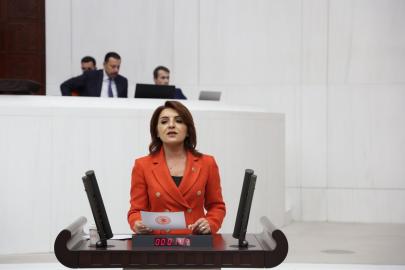 HAZİNE BORCU 13,7 TRİLYONA ÇIKTI, ÖDENEN FAİZ KAMU MALİYESİNİ KİLİTLEDİ