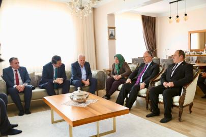 SAADET PARTİSİ GENEL BAŞKANI MAHMUT ARIKAN’DAN DURBAY AİLESİNE TAZİYE ZİYARETİ