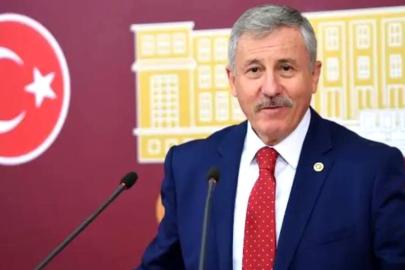 Akademisyenlerin Emeklilik Yaşı 72’ye Çıkıyor: TBMM’ye Kanun Teklifi Sunuldu