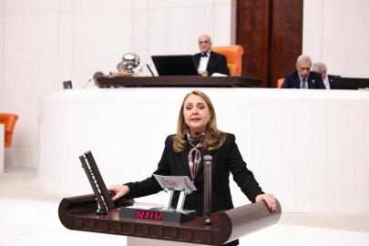 CHP’li Dinçer’den TÜİK’e Tepki: “Millet Borç Batağında, Siz Masal Anlatıyorsunuz!”