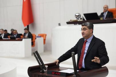 DEVA Partili Ekmen’den uçak bilet fiyatlarına eleştiri