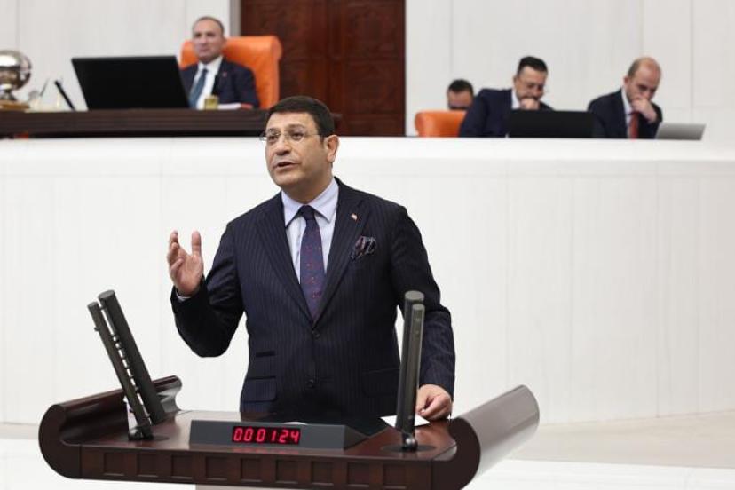 DEVA Partili İdris Şahin’den Varlık Fonu çıkışı: “Milletin şirketlerini dış borca teminat gösteriyorlar” “İktidarın enflasyon tezi akla ve bilime aykırıydı; ülkeyi uçurumun kenarına bıraktılar”