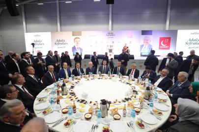 İKTİDAR VE MUHALEFET SAADET PARTİSİ’NİN “ADALET SOFRASI”NDA BULUŞTU