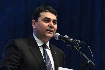 “Sorun, ithalata dayalı, günü kurtaran, popülist ama iktisadi gerçeklerle çelişen art niyetli ve iş bilmez politikalardır”