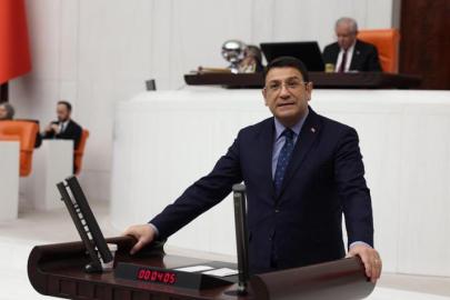 DEVA Partili İdris Şahin bayramda polislerin çalışma şartlarını gündeme taşıdı: “Polisimiz bayramı ailesiyle değil, görev başında geçiriyor”