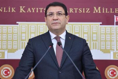 DEVA Partili İdris Şahin’den Tarım Kredi Yağ’ın 1,3 milyar liralık zararına tepki: “Kara gün dostu dedikleri kurum, çiftçiyi kara güne bıraktı!”