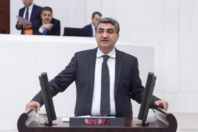 DEVA Partili Mehmet Emin Ekmen: Türkiye ekonomik krizin içindeyken bölgesel savaşa yakalandı