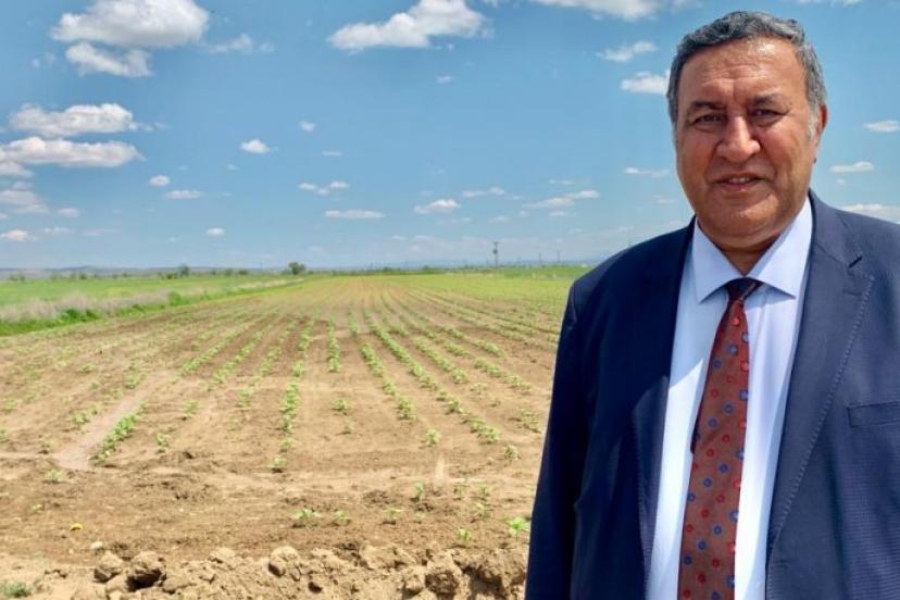 GÜRER : İHRACATA KIRMIZI, İTHALATA YEŞİL IŞIK”