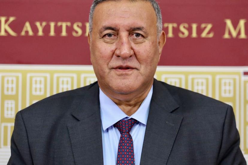 GÜRER: “VATANDAŞIN BORÇ YÜKÜ ARTIYOR”     GÜRER: “6,3 TRİLYON LİRALIK BORÇLU BAYRAM”     GÜRER: “SOFRADAKİ SEVİNÇ BORCA YENİK”