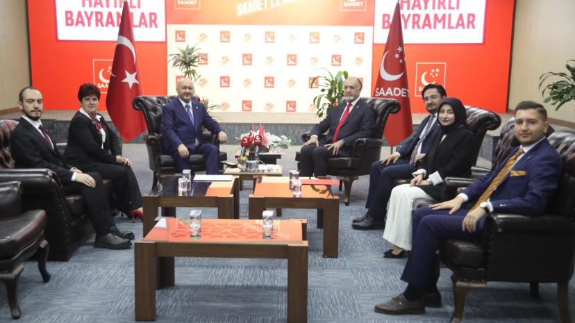 SAADET PARTİSİ GENEL MERKEZİ SİYASİ PARTİLERİ AĞIRLADI GÜNDEM: İRAN VE GAZZE