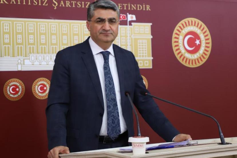 DEVA Partili Ekmen: 23 Nisan’ı okul saldırılarının gölgesinde kutluyoruz