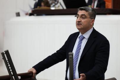 DEVA Partili Ekmen’den Avukatlar Günü’nde çağrı