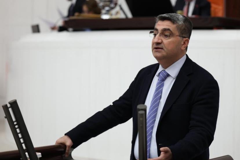 DEVA Partili Ekmen’den Avukatlar Günü’nde çağrı