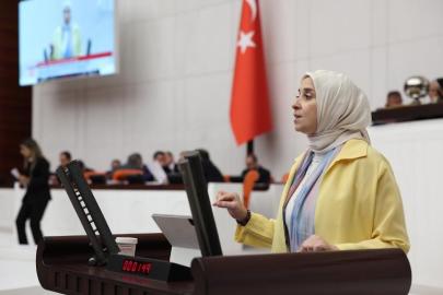 DEVA Partili Esen, site ve apartmanların fahiş aidatlarına tepki gösterdi: “Bir elinizle geçici avansa frenleme getiriyorsunuz, öteki elinizle yönetim planını daha kolay değiştirmenin önünü açıyorsunuz”