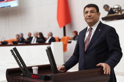 DEVA Partili İdris Şahin, Türkiye’nin sefalet endeksinde üçüncü sıraya yerleşmesine tepki gösterdi: “Türkiye’yi refah ligine değil, sefalet kürsüsüne taşıdılar”