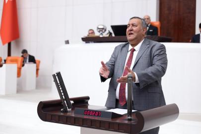 GÜRER: “YAŞLI NÜFUS, BORÇLU VE MUTSUZ”