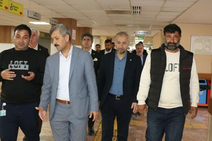 HÜDA PAR heyeti Siverek'te okul saldırısında yaralananları ziyaret etti