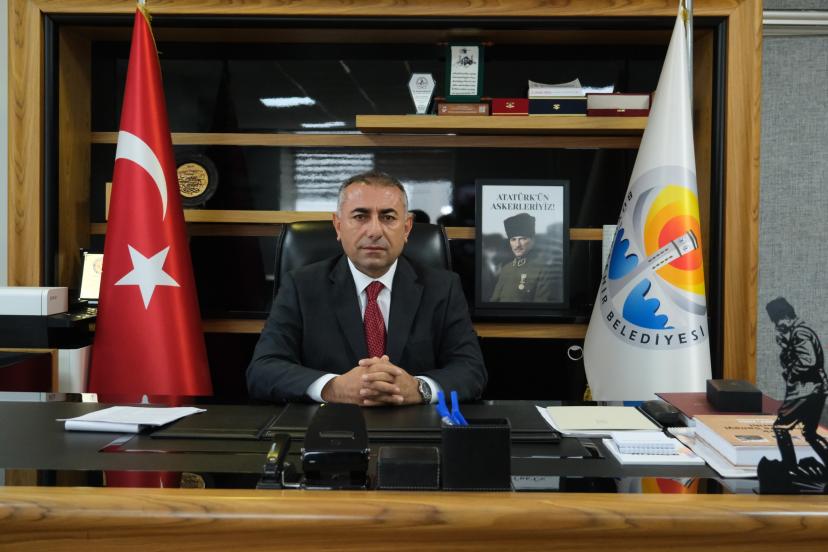 Adana Büyükşehir Belediye Başkan Vekili Güngör Geçer, Adanalıların, vatandaşların ve İslam Alemi’nin Kurban Bayramı’nı kutladı.