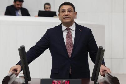 DEVA Partili İdris Şahin’den butlan kararı sonrası piyasalara ilişkin değerlendirme: “Sebep hukukta, tedavi ekonomide aranıyor” “Bu ülkede hukuk devre dışı kaldığında ekonomi de devre keser”