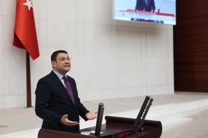 DEVA Partili İdris Şahin’den Dünya Çiftçiler Günü’nde Erdoğan’ın ‘ambarın anahtarı’ sözlerine yanıt: “Ambarın anahtarı, tarlayı terk etmeyen gençtedir”