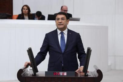 DEVA Partili İdris Şahin’den Hazine’nin borç takvimine tepki: “Kaynaklar gerçekten faize değil, kamu hizmetlerine yönlendiriliyorsa bu faiz ödemesi neyin göstergesi?”