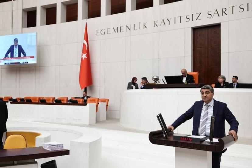 DEVA Partili Mehmet Emin Ekmen: Bayramın gündemi geçim sıkıntısı ve mutlak butlan tartışmaları oldu