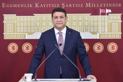 DEVA Partili İdris Şahin’den Marmara depremi hazırlığında 8 kez değiştirilen afet bilişim ihalesine tepki: “Hazırlık takvimine eklenen her gün, milletin can güvenliğini tehlikeye atmakla eşdeğerdir”
