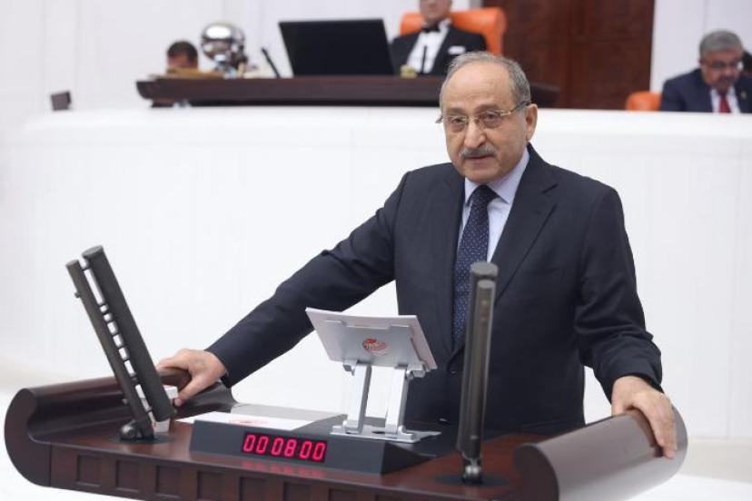 DEVA Partili Medeni Yılmaz: “Kanun yapma faaliyetini idarenin lehine sorun giderme mekanizmasına dönüştürüyorlar”