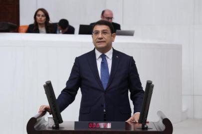 DEVA Partisi Ankara Milletvekili İdris Şahin’den Esenboğa metrosu tepkisi: “NATO Zirvesi’ne ev sahipliği yapan Ankara, havalimanı metrosu olmayan sayılı başkentlerden biri olarak kaldı”