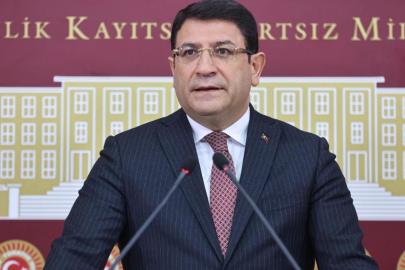 DEVA Partisi Ankara Milletvekili İdris Şahin’den İletişim Şûrası’na basın özgürlüğü tepkisi: “İktidarın konuştuğu, gazetecinin sustuğu bir düzenin adı iletişim değildir”