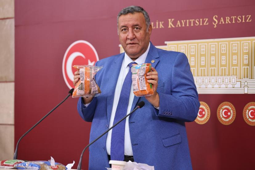 CHP Niğde Milletvekili Ömer Fethi Gürer acı gerçeği gözler önüne serdi.     Anavatanı Anadolu olan kırmızı ve yeşil mercimek için   yedi yılda toplam: 4.463.769 ton ithalat yapıldı”