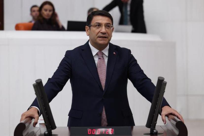 DEVA Partisi Ankara Milletvekili İdris Şahin’den Cumhurbaşkanı Yardımcısı Cevdet Yılmaz’ın “yastık altı” açıklamasına tepki: “Artık o hayaller ülkenizden çıkın, gerçek Türkiye’ye gelin”