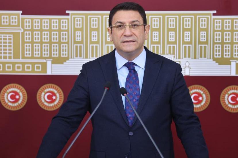 DEVA Partisi Ankara Milletvekili İdris Şahin’den Dünya Gençlik Günü’nde gençlerin gelecek kaygısına dikkat çeken açıklama: “Gençlerin hayalleri küçülmedi, hayatın en temel ihtiyaçları erişilmesi güç birer hedefe dönüştü”