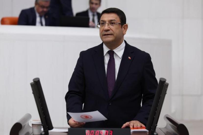DEVA Partisi Ankara Milletvekili İdris Şahin’den kuru soğanda düşük vergili ithalat kararına tepki: "Çiftçi toprağa bir kez giriyor, siz 45 günde iki kez kural değiştiriyorsunuz"