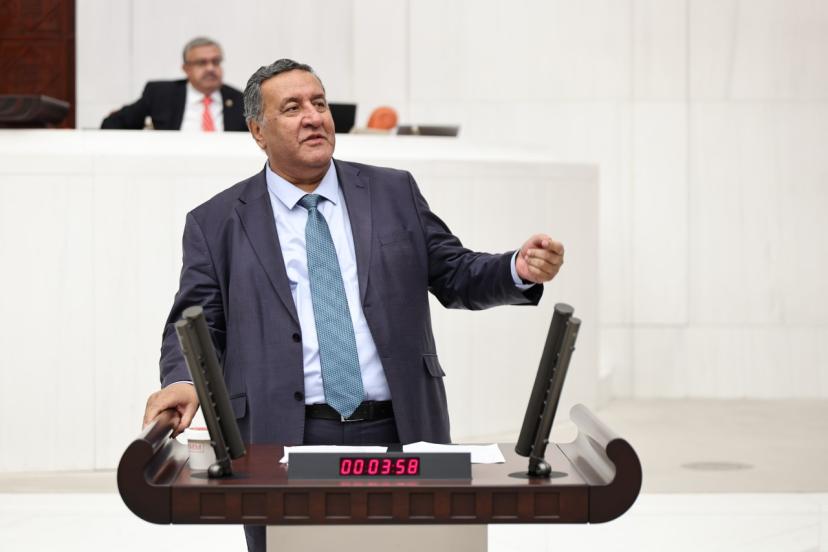 GÜRER: “ÇOCUKLARI CEZALANDIRMADAN ÖNCE, ONLARI SUÇA İTEN NEDENLERİ ORTADAN KALDIRMALIYIZ”