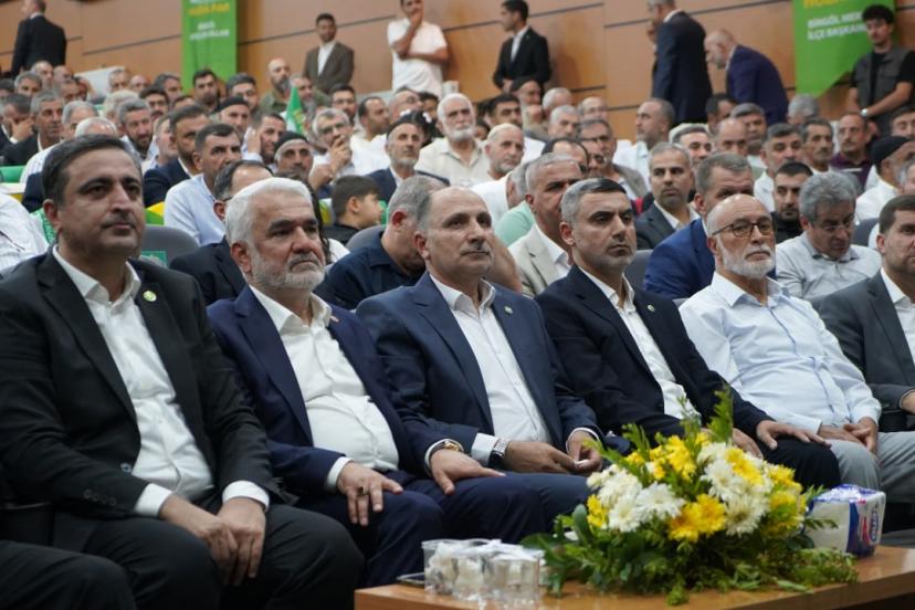 HÜDA PAR Lideri Yapıcıoğlu Bingöl'den seslendi: Ümmetin vahdeti için canımızı taşın altına koymaya hazırız