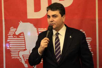 Demokrat Parti Sayın Genel Başkan Gültekin Uysal'ın 'Çerçeve Yasa' Hakkında yapmış oldukları Basın Açıklaması;   DEMOKRAT PARTİ OLARAK BİZİM DE ÇERÇEVEMİZ BUDUR