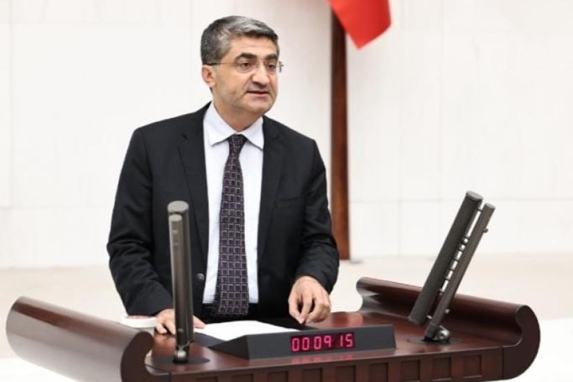 DEVA Partili Ekmen: Siyasetin bedelini kim ödüyor, nasıl ödüyor?