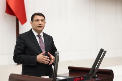 DEVA Partili İdris Şahin Vergi Denetim Kurulu’nun yaş sebze ve meyve ticaretine ilişkin tespitlerini değerlendirdi: “Ticaretin kârı hesap makinesiyle ölçülür ama itibarı vicdanla ölçülür”