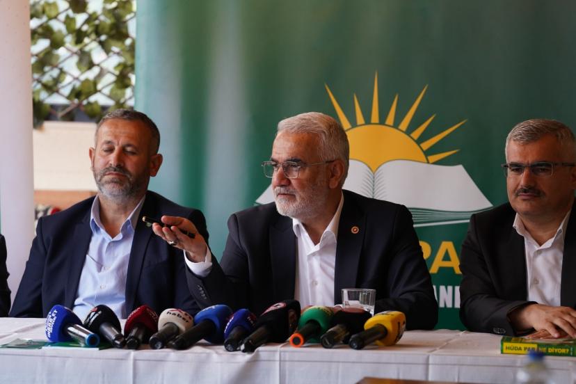 HÜDA PAR Genel Başkanı Yapıcıoğlu: Fon krizinde kast ya da ihmali olanlar hukuk önünde hesap vermelidir