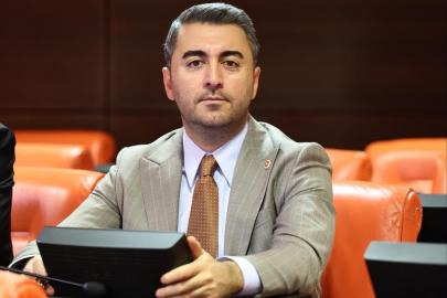 CHP’li Avşar; “KENDİLİĞİNDEN ÇÖKEBİLECEK ‘ÇOK RİSKLİ’ KAÇ YAPI VAR?”
